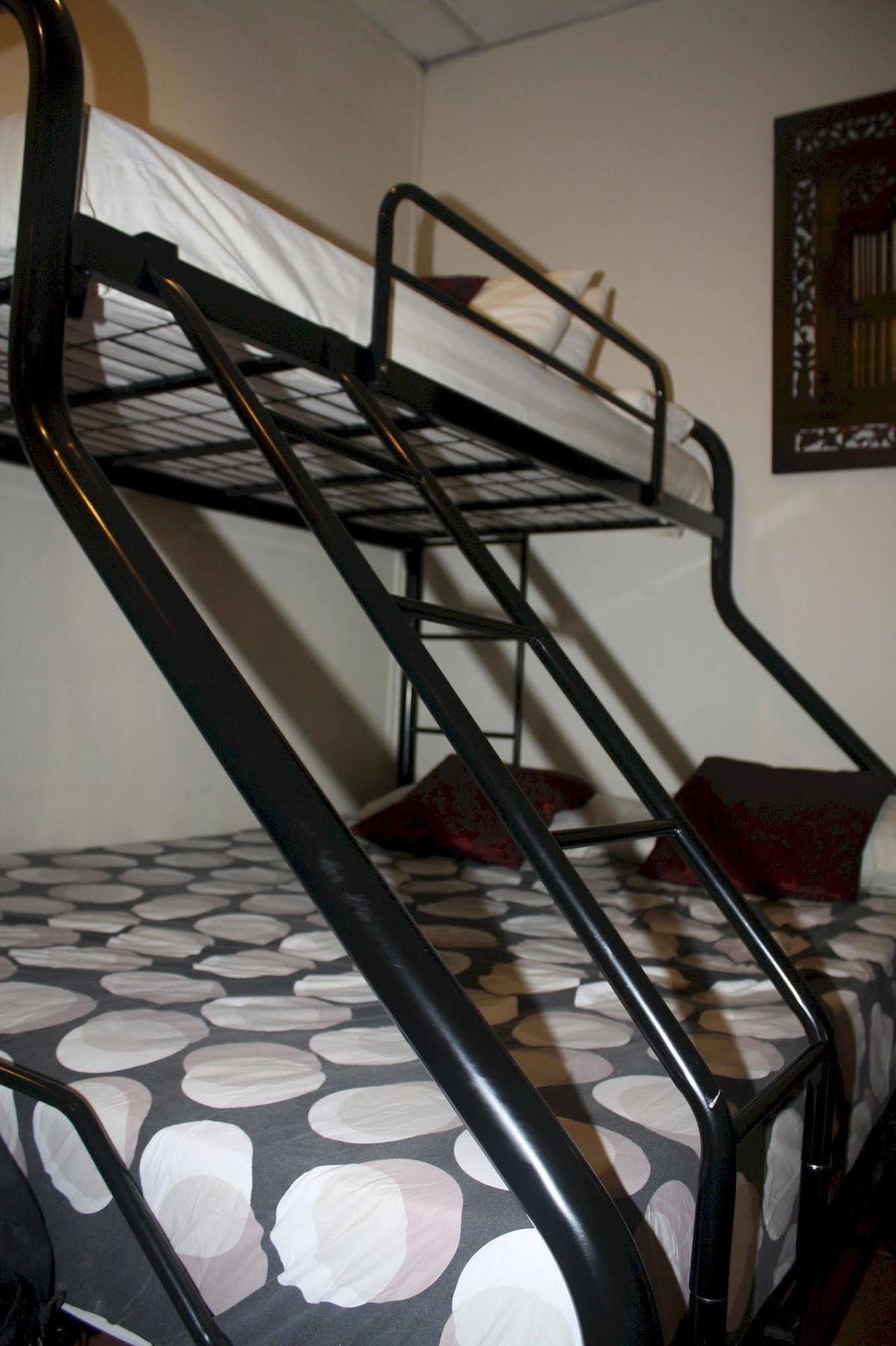 Sensi Backpackers Hostel Kota Kinabalu Exterior foto